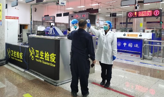 Kaiyun中国：广西凭祥：节后进出口货物与旅客顺利通关(图2)