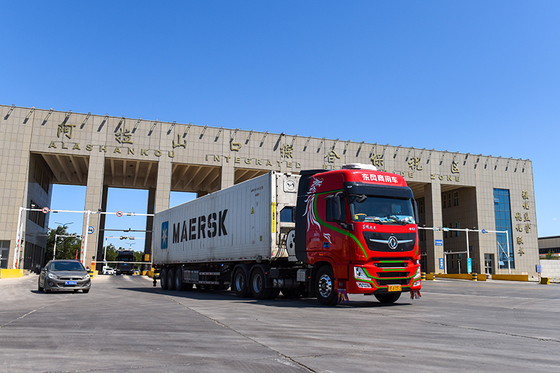 开云网站：阿拉山口口岸：跨境电商释放外贸增长新动能(图11)