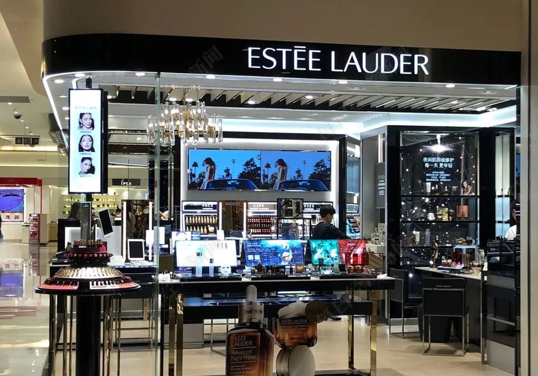 开云网站：知名品牌“失宠”！中国消费者不愿买单海南免税店也带不动？公司净利润暴跌61%CEO也将退休(图1)