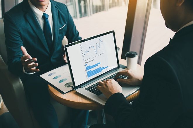 开云网站：云境软件：财务会计人员应该如何快速上手一款进销存管理软件？(图1)