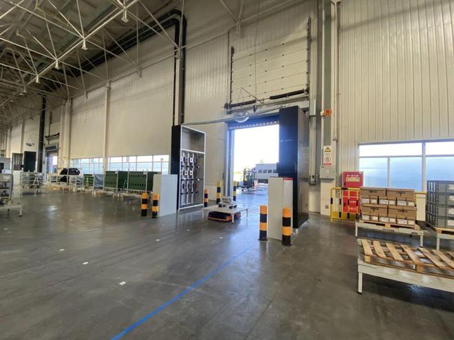 开云网站:吉利成都工厂的物流场景数智化探索与实践——访吉利集团吉速物流有限公司成都工厂RDC高级经理杨志伟(图2)