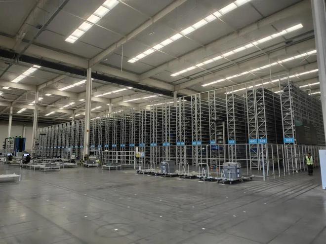 开云网站:吉利成都工厂的物流场景数智化探索与实践——访吉利集团吉速物流有限公司成都工厂RDC高级经理杨志伟(图4)