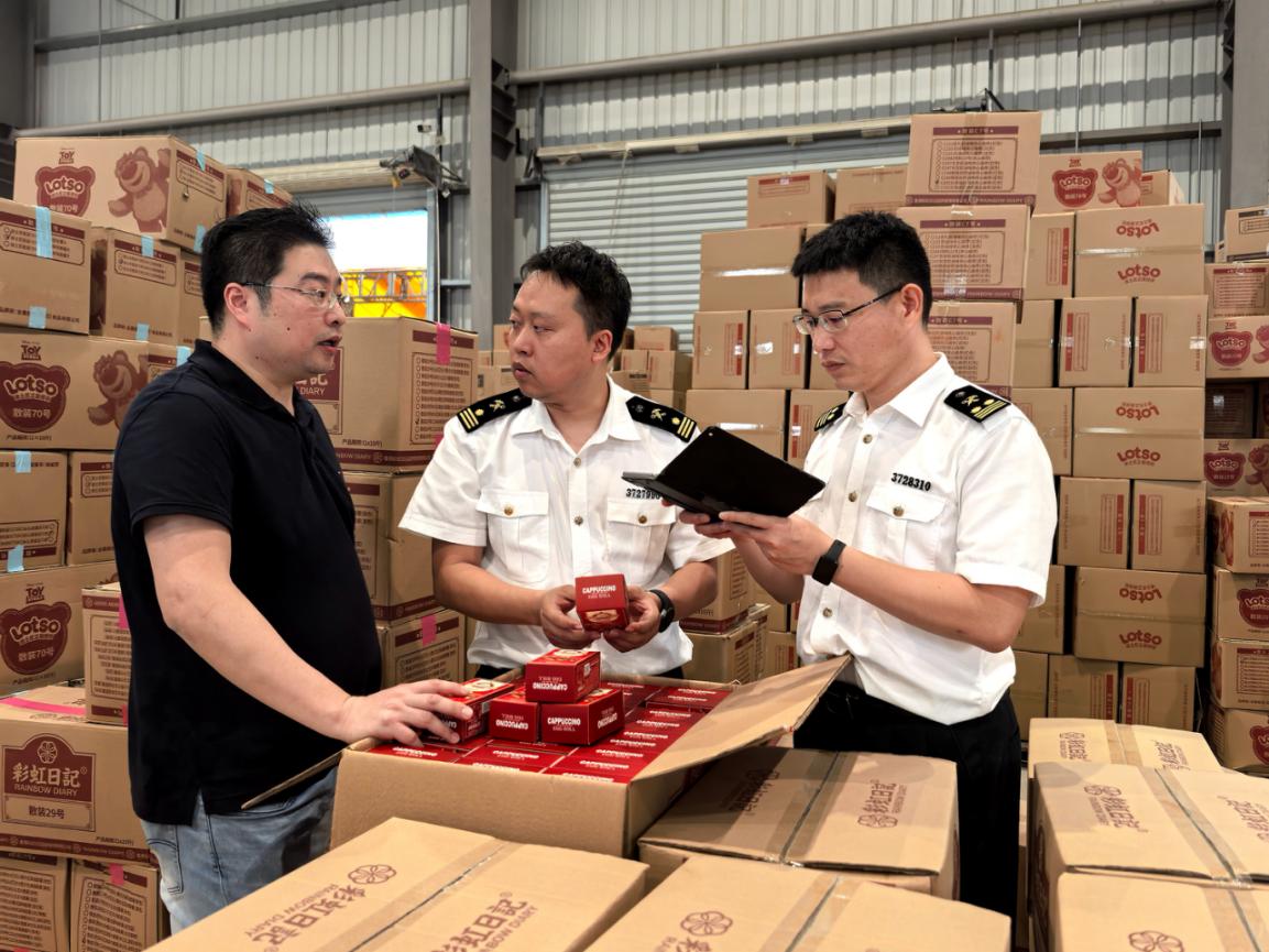 开云网站：泉州外贸紧抓金砖国际贸易新机遇--前9个月泉州对其他金砖国家进出口近500亿元(图2)