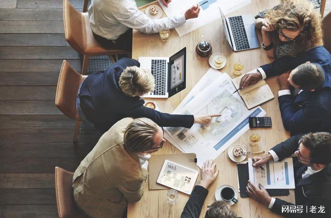 开云网站:职业经理人的“杜拉克原则”任人唯贤一个好汉三个帮(图2)