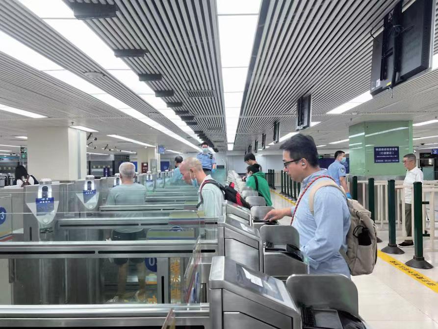 开云网站：深圳大力加强智慧口岸“五化”建设不断推进口岸治理能力现代化(图3)
