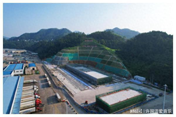 开云网站：凭祥：口岸+智慧助力广西外贸经济插翅腾飞(图1)