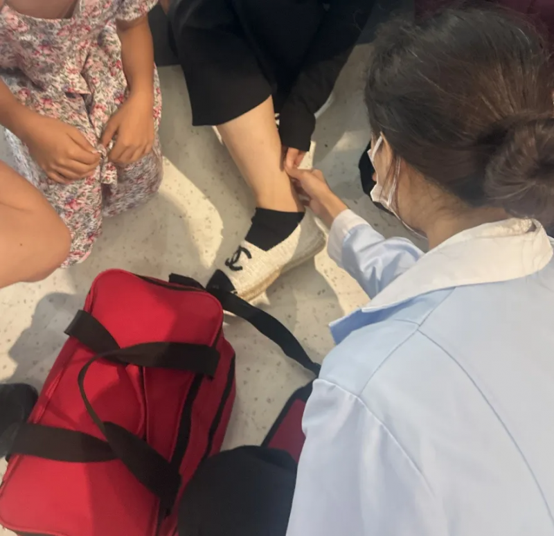 开云网站：中免集团“春节坚守者”用责任担当书写别样团圆答卷(图3)