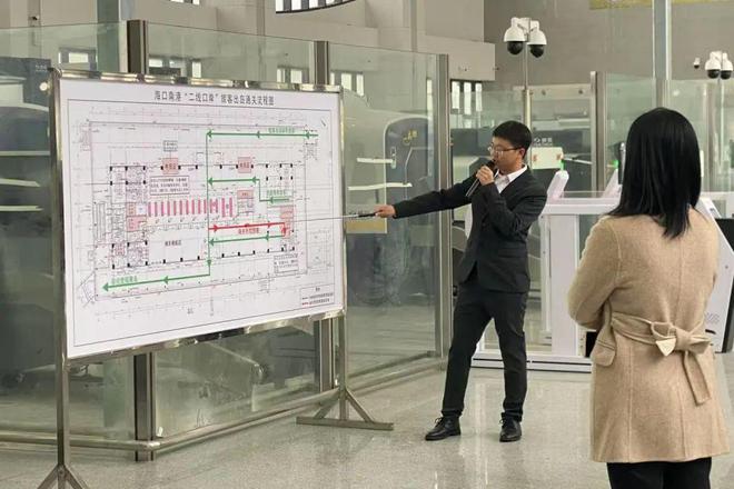 开云网站：从货车到旅客一场高效通关的极限挑战！(图4)