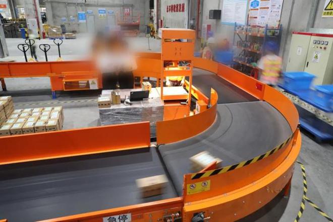 开云网站：货之家保税仓：国内生产的货物出口到香港再进口货物出口复进口(图3)