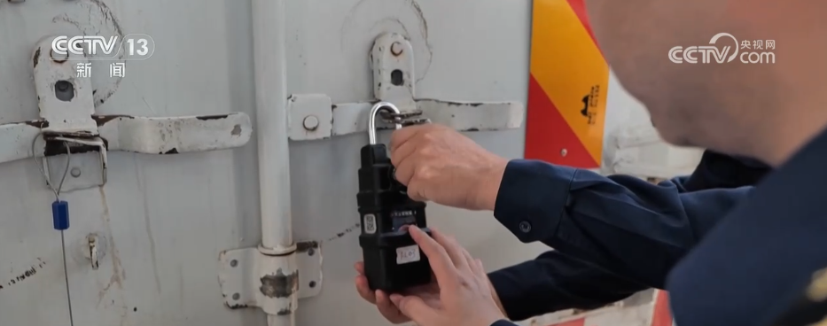 开云网站：“一车到底”“一锁到底”闽粤港澳深度合作提升车辆跨境通关效率(图4)