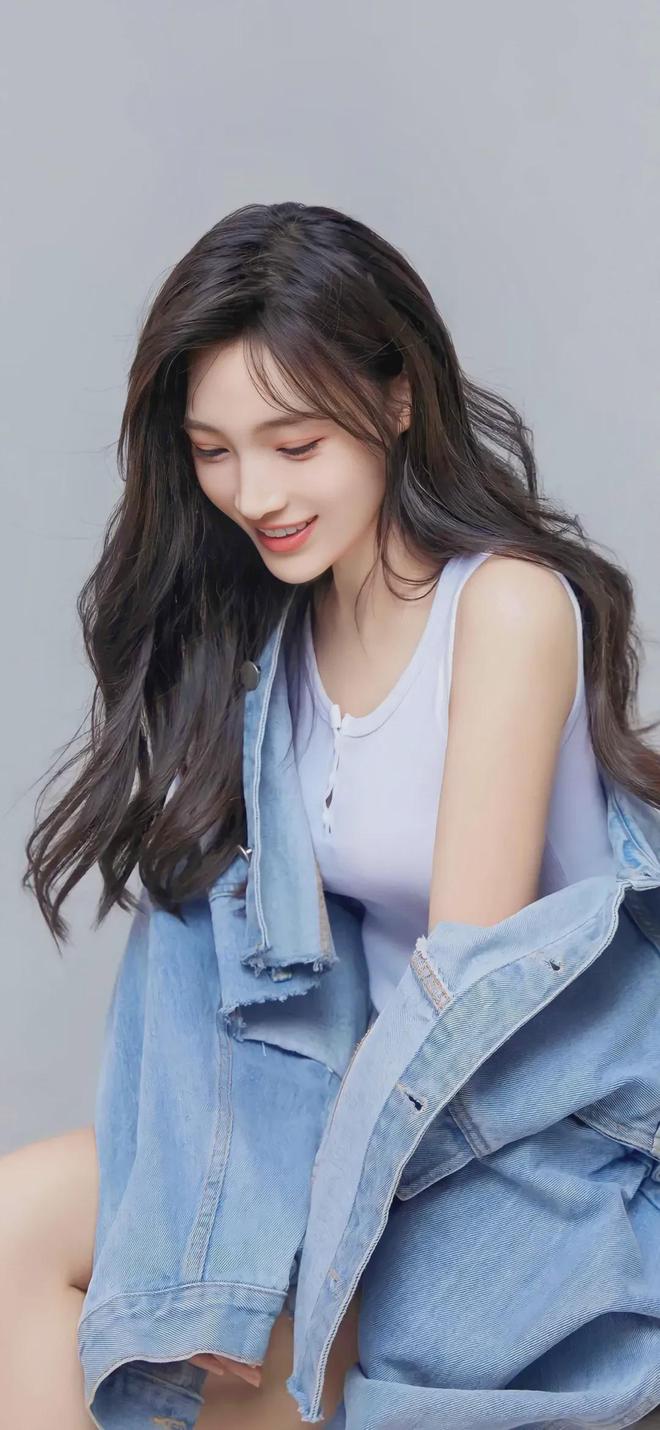 开云网站：形容儿子帅气的句子V(图1)
