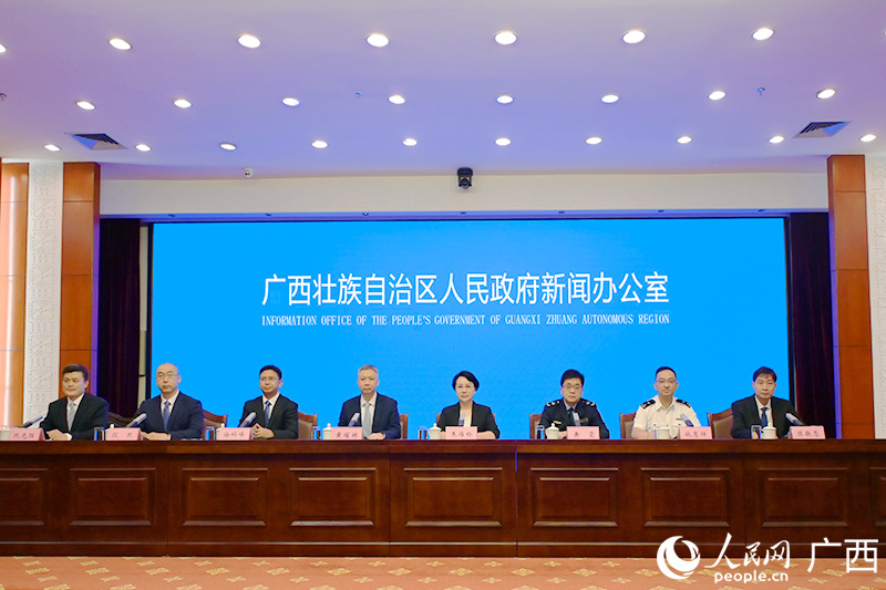 开云网站：广西口岸水果查验时间大幅压缩约40%