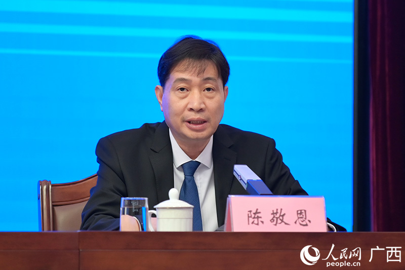 Kaiyun中国：钦州港进口水果通关时效位居全国前列(图1)