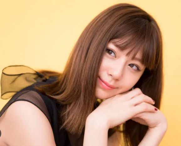 Kaiyun中国：日本“完美女神”突然宣布引退！曾怒扇老板遭封杀因性感外形被邀每集1000万下海！(图2)