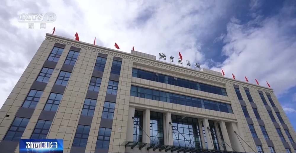 开云网站:“一网通办”“无感通关”我国通关便利化实现新突破(图2)