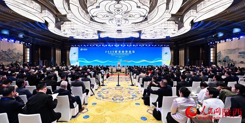 开云网站：一碗面看见西安“外向”的心(图4)