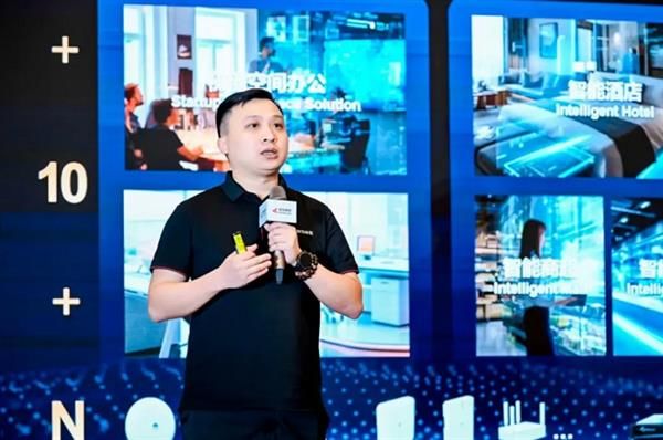 开云网站：数智惠闽企展车进福州｜华为坤灵中国行2025·福建站成功举办推动闽企智能化发展新征程(图5)