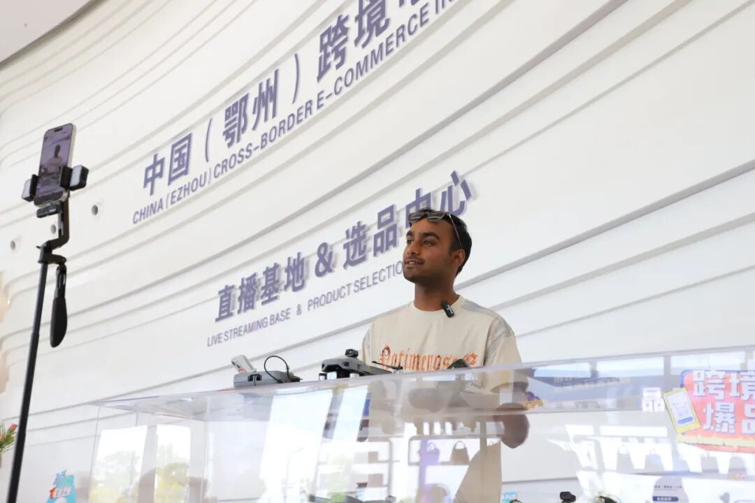 开云网站：翼展宏图行稳致远鄂州花湖国际机场2025年发展纪实(图7)