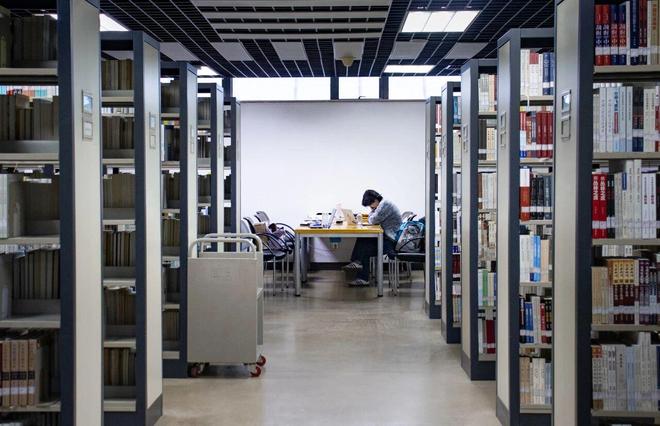 开云网站：对外经贸与法国巴黎第一大学企业管理硕士学位2026年春季招生中(图4)