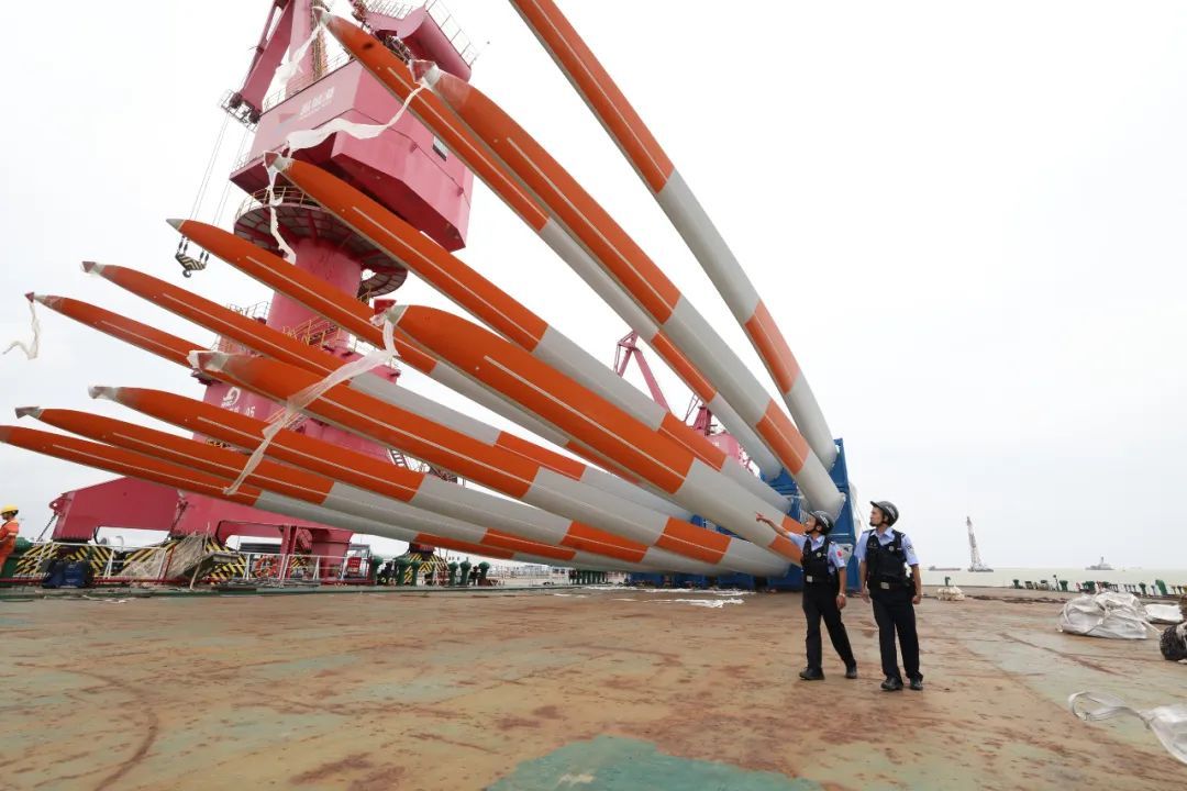 开云网站:全国首创!“两步申报”通关改革落地盐城(图2)