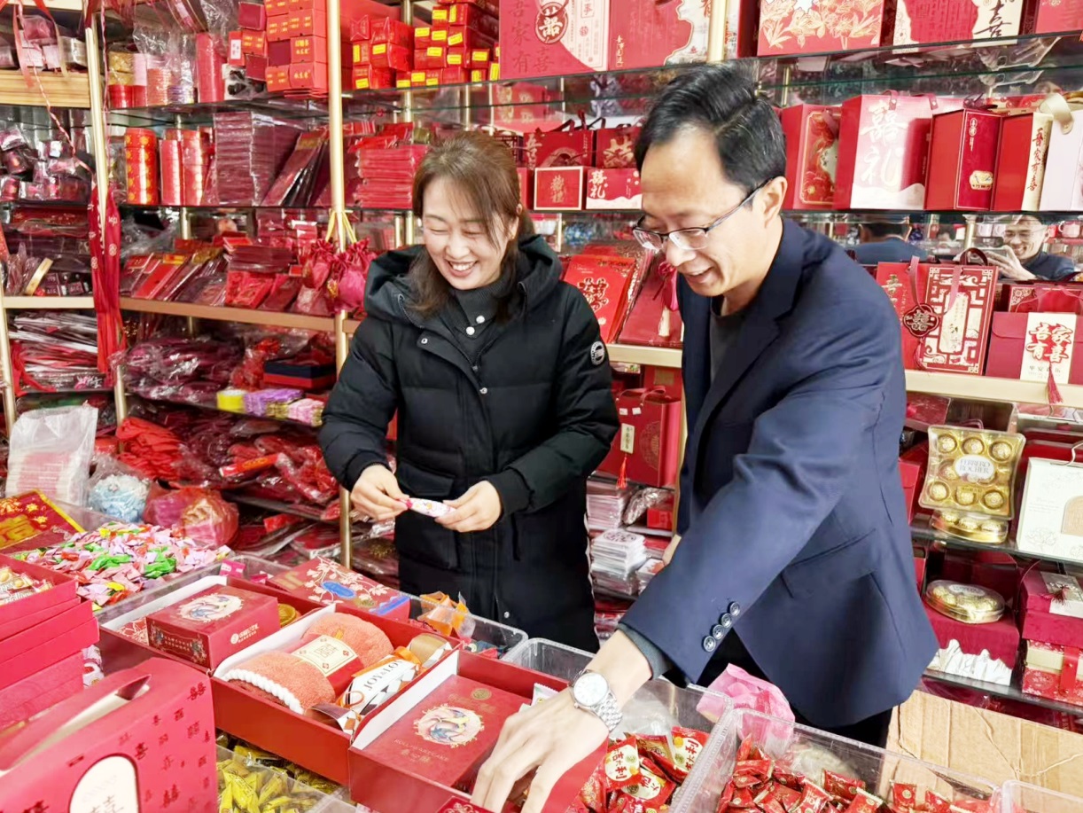 开云网站：山东东营烟草：老街恒达从烟火小店到婚庆喜地(图1)