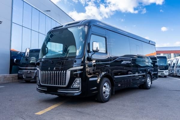 开云网站:秦皇岛红旗国悦4S店12座现车分期免息优惠政策(图1)