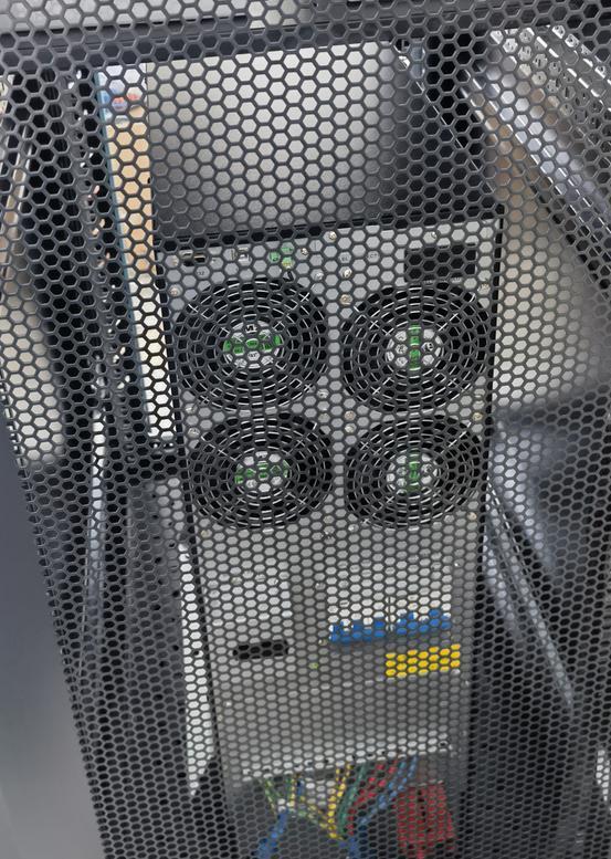 开云网站：UPS公司管理理论应用及优质UPS品牌推荐(图3)